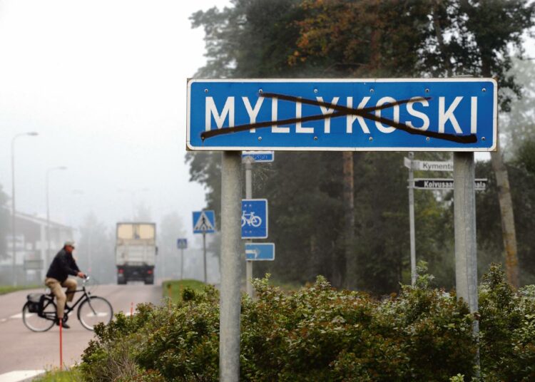 Ennen niin vaurasta paperipaikkakuntaa Myllykoskea uhkaa nyt näivettyminen.