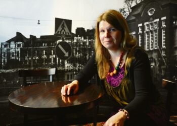 Riikka Korpinurmi pitää tärkeänä, että vasemmistoliitto on ilmoittanut, ettei se sitoudu kaupunginjohtaja Jussi Pajusen Helsingille esittämään talouslinjaan.