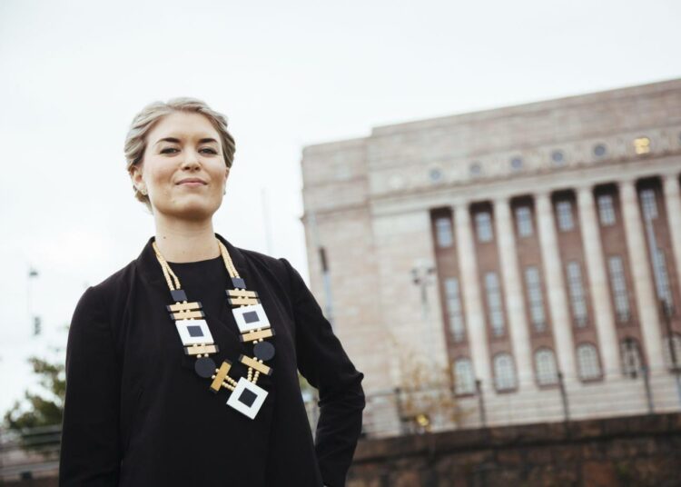 Kokoomusnuorten puheenjohtaja Susanna Koski on viikon puhutuin henkilö.