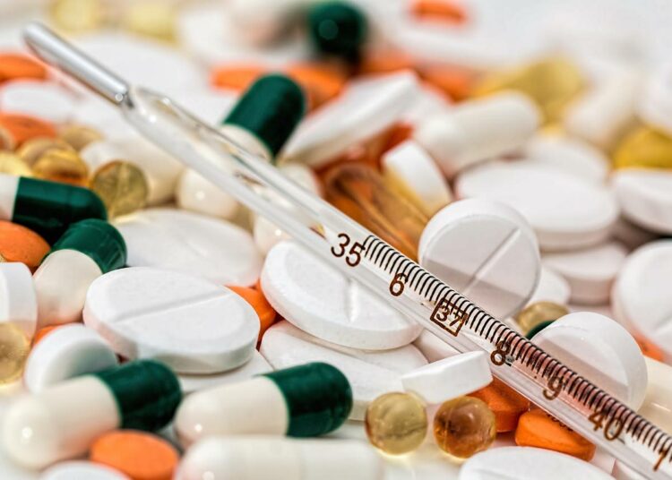 Antibiooteista toivottiin vielä muutama vuosikymmen sitten lopullista ratkaisua bakteerien aiheuttamien sairauksien hoitoon.