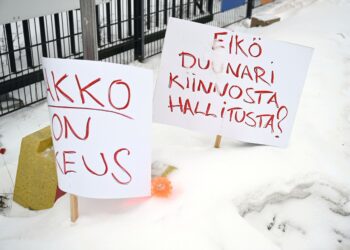 Lakon hyväksyy yhä yli puolet suomalaisista tuoreen kyselyn mukaan.