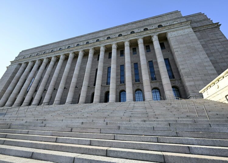 Tuoreen tutkimuksen mukaan vastakkainasettelu oli eduskunnassa kovinta 1970-luvulla, jolloin sitä aiheutti suhde Neuvostoliittoon.