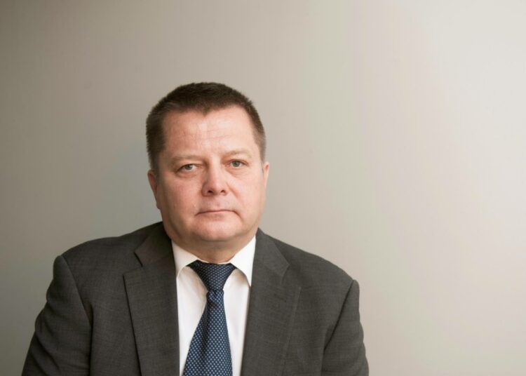 Eduskunnan eräkerhon puheenjohtaja Markus Mustajärvi.