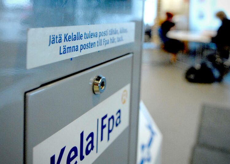 Vuonna 2017 Kela maksoi etuuksia kansalaisille yhteensä 14,8 mrd. euroa.