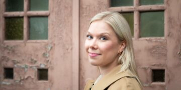 Tuulia Pitkänen työskentelee tällä hetkellä liikkeen­johdon konsulttina omassa yrityksessään.