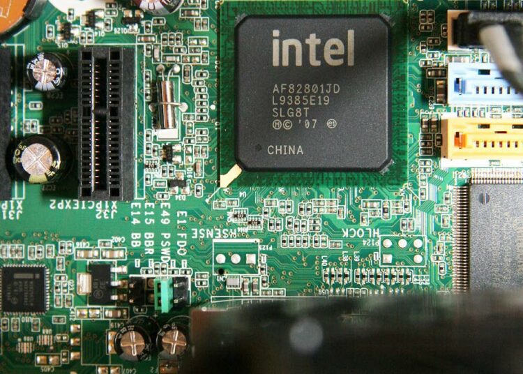Intelin kaikissa mikroprosessorissa käytetään suomalaista nanoteknologiaan perustuvaa ohutkalvotekniikkaa.