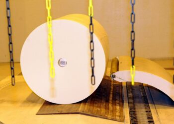 Paperin merkitys vähenee elektronisen lukemisen lisääntyessä, mutta pakkausteollisuus on jatkossakin tärkeä tuotannonala.