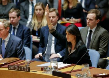 Yhdysvaltain YK-suurlähettiläs Nikki Haley jäi maanantaina turvallisuusneuvostossa nöyryyttävästi yksin.