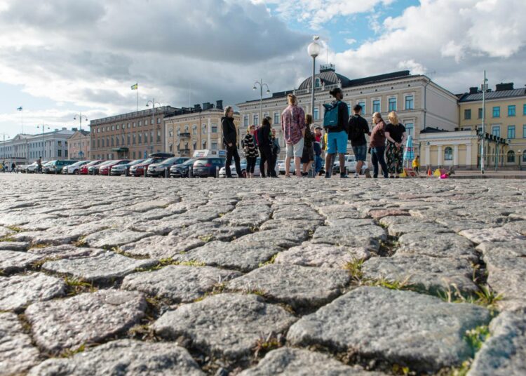 Venäjän valtionpankki ryöstettiin poliittisista syistä. Se sijaitsi nykyisen Ruotsin lähetystön rakennuksessa Pohjoisesplanadilla.