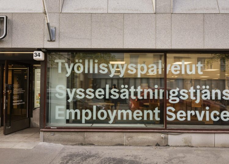 Työttömyys nousi lokakuussa uuteen nykyisten mittarien ennätykseen.