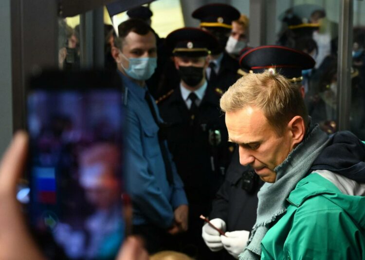 Oppositiojohtaja Aleksei Navalnyi pidätettiin passintarkastuksen jälkeen Sheremetjevon lentokentällä.