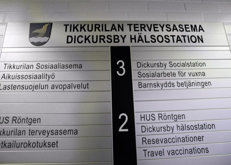 Suurissa terveyskeskuksissa on enemmän mahdollisuuksia järjestää eri ammattiryhmien yhteisiä palveluja.
