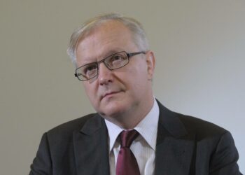Olli Rehnin perjantaina julkaisema teos on väliraportti hänen ajastaan EU:ssa ja pamfletti siitä, miten eurokriisistä päästään eteenpäin.