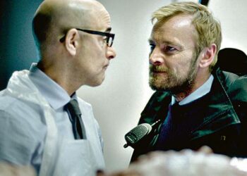 Ylikomisario Eugene Morton (Stanley Tucci, vas.) ja seriffi Dan Anderssen (Richard Dormer) ovat sarjan kantavia voimia.