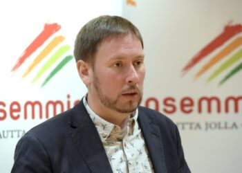 Paavo Arhinmäki