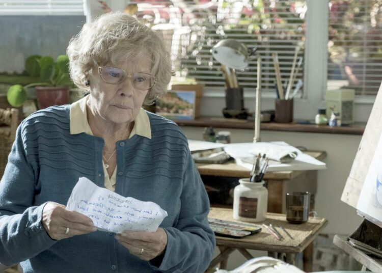 Eläkkeelle jääneen kirjaston-hoitajan Joan Stanleyn (Judi Dench) elämästä paljastuu uskomaton salaisuus.