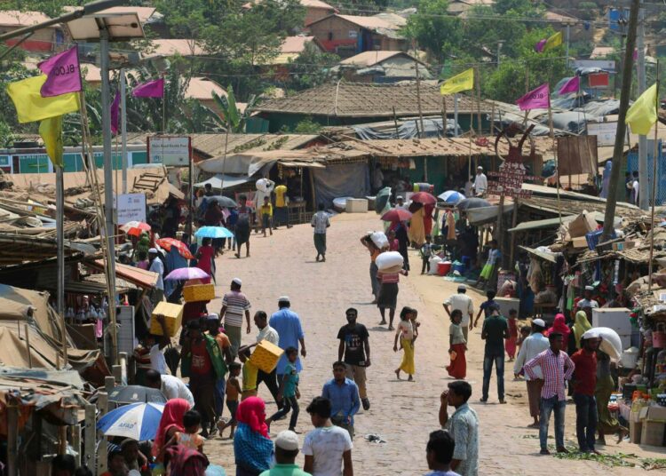 Cox's Bazarin alueen leireillä asuu lähes miljoona rohingya-muslimia.