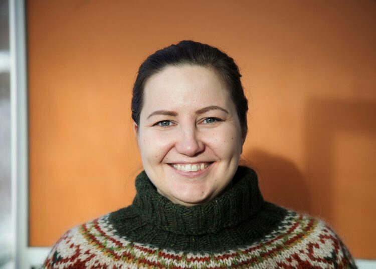 On todellisuudesta vieraantunutta sanoa, että asiakasmaksu tulee vain joskus elämässä eteen maksettavaksi, sanoo Minna Minkkinen.