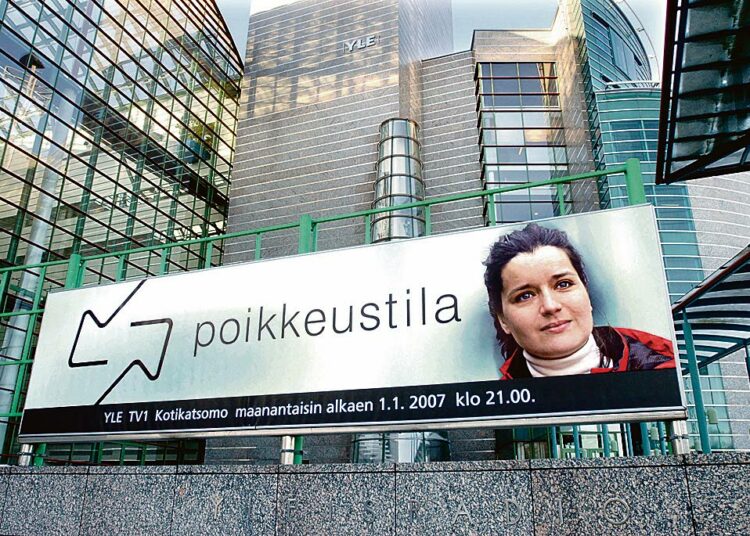 Kirjoittajan mukaan suomalainen yhteiskunta on läpikapitalisoitunut Yleisradiota myöden.