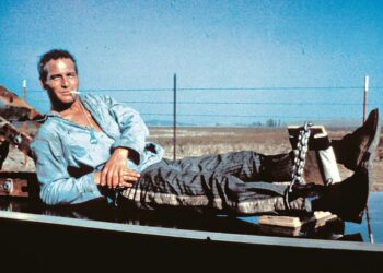 Lannistumaton Luke on klassinen vankilaelokuva kahlejengin kapinallisesta. Kuvassa Paul Newman.
