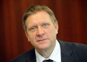 Matti Huutola puhui torstaina SAK:n edustajistossa.
