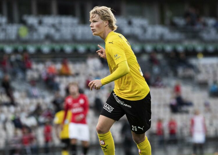 Markku Kanerva nimesi Urho Nissilän ensimmäistä kertaa miesten A-maajoukkueeseen.