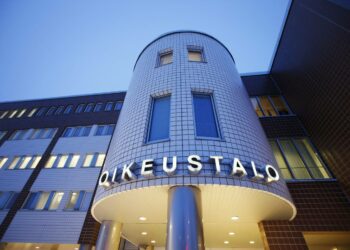Suurin osa ilmoitetuista viharikosepäilyistä sisälsi etniseen tai kansalliseen taustaan kohdistuvia piirteitä.