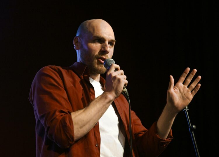 Timo Furuholm.