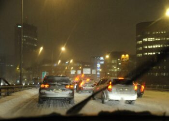 Autokannan uusiutuminen ja biopolttoaineet vauhdittivat kasvihuonepäästöjen vähentymistä.