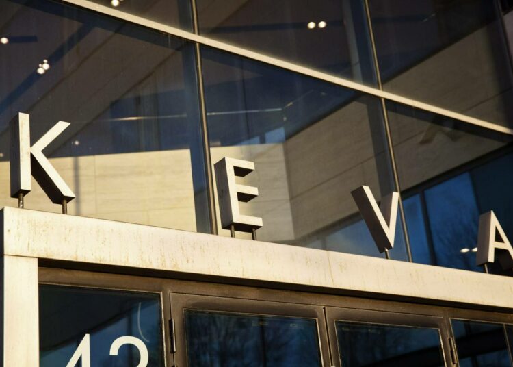 Tekniikka- ja Terveys KTN -neuvottelukunnan neuvottelujohtajan Jukka Kauppalan mukaan asia ratkesi parhain päin, kun päätettiin eläkkeiden pysyvän Kevassa.