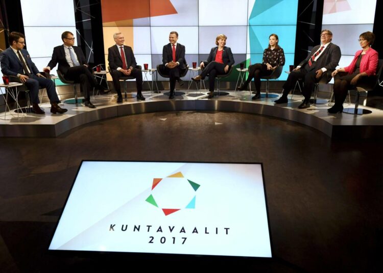 Valtiovarainministeri Petteri Orpo (kok.) väitti virheellisesti Yleisradion Kuntavaalit 2017 -puheenjohtajaväittelyn aikana Li Anderssonille Ruotsin vasemmistopuolueen kannattavan valinnanvapautta.