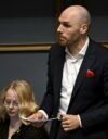 Kansanmurhaan ja sotarikoksiin syyllistyvä kumppani aiheuttaa puolustuspoliittisen riskin eikä sovi Suomen ulkopoliittiseen linjaan, sanoo kansanedustaja Timo Furuholm. Vasemmistoliiton mielestä asekauppa Israelin kanssa on lopetettava.