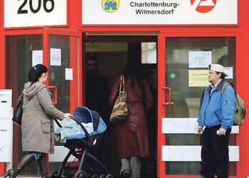 Saksan työttömyys kasvoi 56 000:lla tammikuussa.