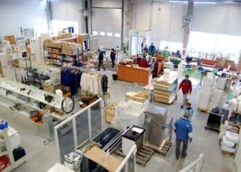 Palkkatukityöllistämisen kohtalo on edelleen avoinna. Kierrätyskeskukset ovat suuria palkkatukityöllistäjiä.
