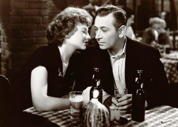 Rohkeita otteita on Ava Gardnerin läpimurtoelokuva kotikaupunkiinsa palaavasta kaunottaresta. Kuvassa Ava Gardner ja George Raft.