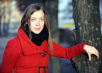 Nykyisestä asuntopolitiikasta hyötyvät vain keinottelijat, välittäjät ja pankit, sanoo Vasemmistonuorten puheenjohtaja Li Andersson.