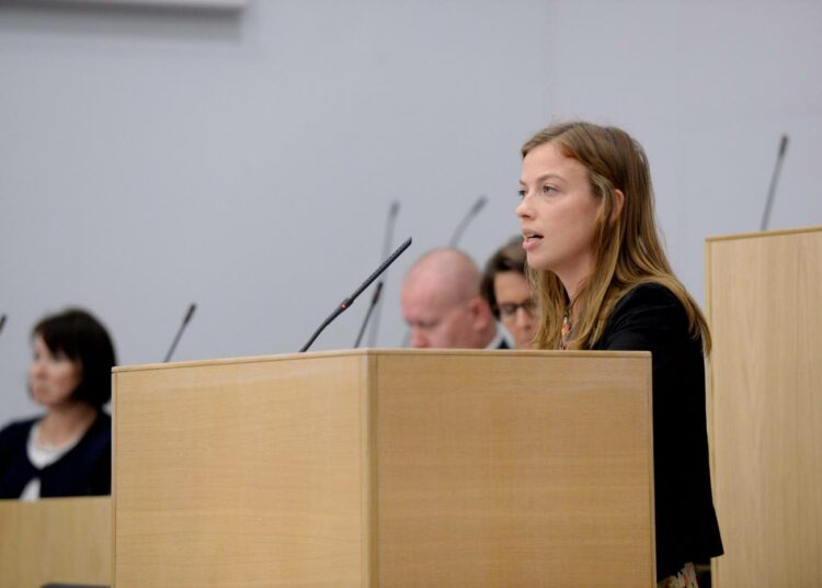 Kansanedustaja Li Andersson.