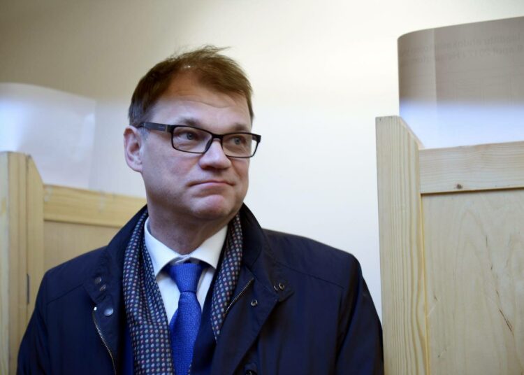 Pääministeri Juha Sipilän (kesk.) johdolla jatketaan valinnanvapauslain hätäistä ja summittaista valmistelua.