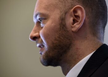 Uusi ministeri Sampo Terho sai aikaan kohun eduskunnassa.