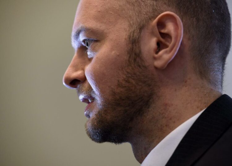 Uusi ministeri Sampo Terho sai aikaan kohun eduskunnassa.