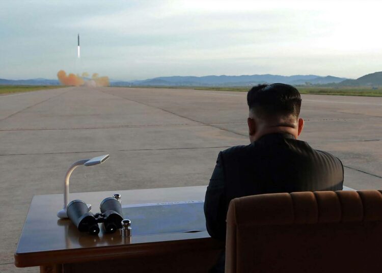 Kansanedustaja Erkki Tuomioja pelkää Yhdysvaltain käyttäytymismallin rohkaisevan autoritaariseen vallankäyttöön mieltyneitä ja kansainvälistä oikeusjärjestystä halveksivia pikkutrumppeja. Kuvassa Pohjois-Korean presidentti Kim Jong-Un.