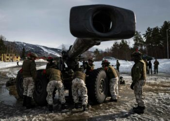 Suomalaisia sotilaita Norjassa kansainvälisessä Cold Response 22 -sotaharjoituksessa maaliskuussa.