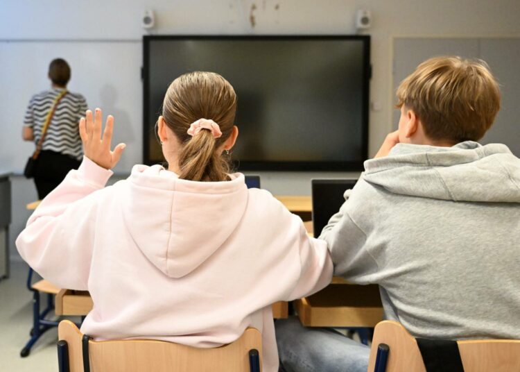 Voisiko katsomustieto korvata peruskoulussa uskonnon?