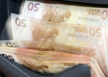 Euro täyttää 10 vuotta.