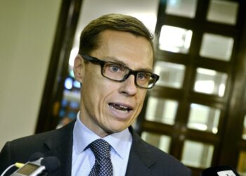 Alexander Stubb ei meppinä nähnyt lobbausrekisteriä EU:n kannalta tärkeänä, väittää Jaana Kivi uudessa kirjassa.