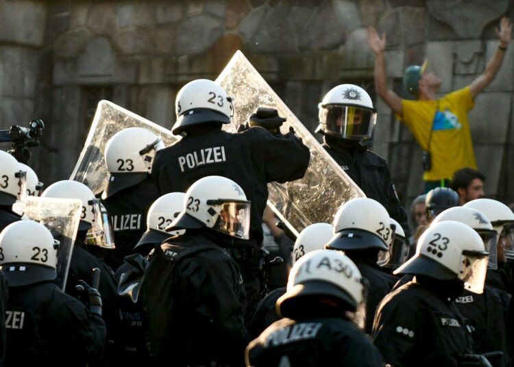 Hampurin poliisi on varautunut useisiin perjantaina alkavan G20-huippukokouksen yli kestäviin mielenosoituksiin.