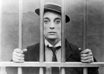 Buster Keaton ei koskaan käyttänyt sijaisnäyttelijöitä. Kuva elokuvasta Syntipukki (The Goat, USA 1921).