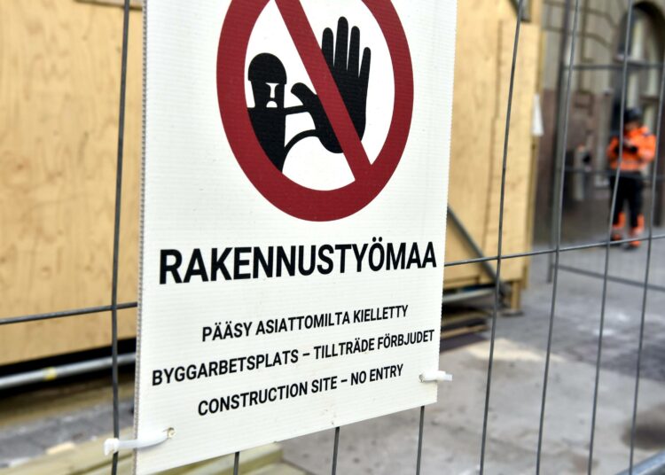 Työsuhteisen työn naamioiminen valeyrittäjyydeksi on rakennusalalla jatkuvasti yleistyvä toimintatapa.