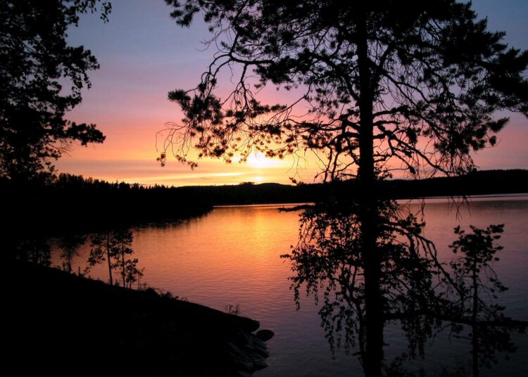 Suurin osa Suomen järvistä on hyvässä kunnossa, vielä parempaan tulokseen pyritään vuoteen 2015 mennessä.