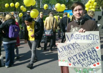 Henrik Nyholm toivoo pääministerihuuman pehmentävän Jyrki Kataista.